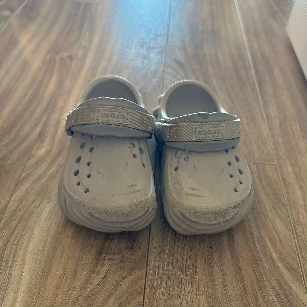 Crocs Kids echo Clog - Light Gray